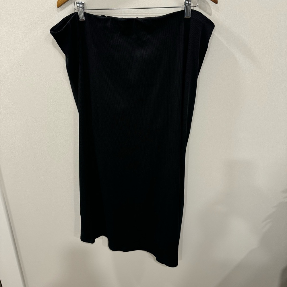 Cider Rib Ruched Slit Midi Skirt - Picture 5 of 9